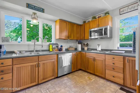 76 Second Street Vandemere NC 28587