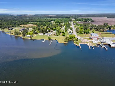 76 Second Street Vandemere NC 28587