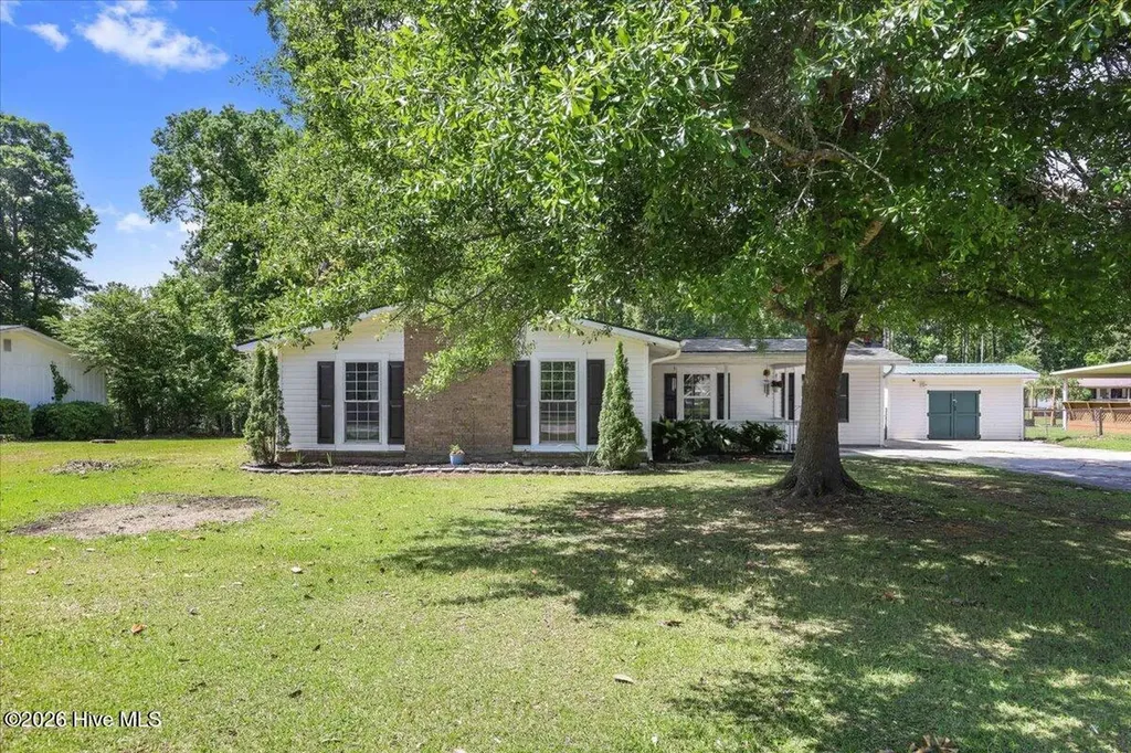 105 Walnut Creek Road Jacksonville NC 28546