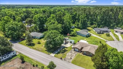 105 Walnut Creek Road Jacksonville NC 28546