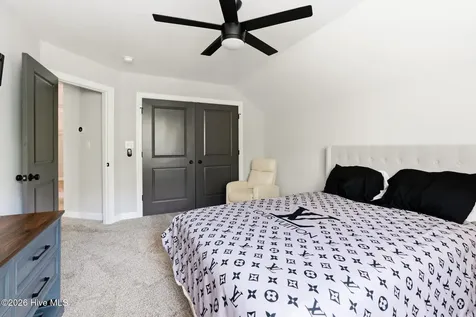 15641 Racoon Run Wagram NC 28396