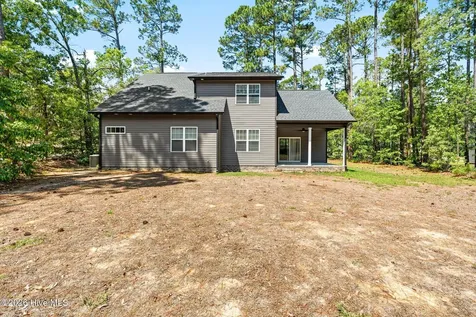 15641 Racoon Run Wagram NC 28396