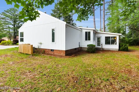 1106 Caracara Drive New Bern NC 28560
