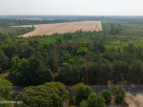 6311 Canadian Avenue Hope Mills NC 28348