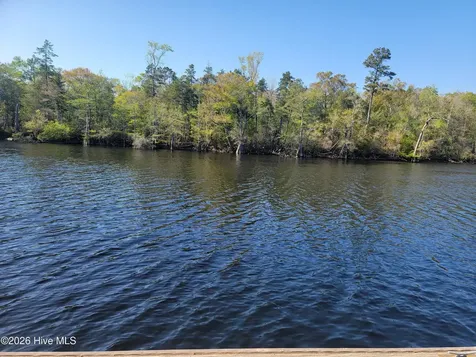 9734 Rivergate Road NW Ash NC 28420