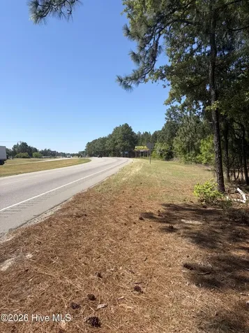 5324 Us 1 Highway Vass NC 28394
