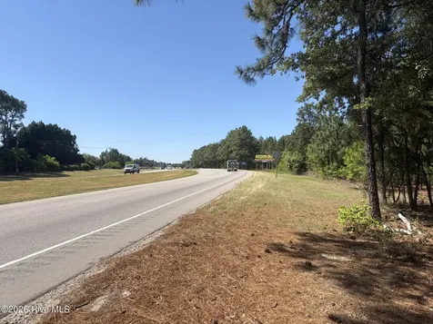 5324 Us 1 Highway Vass NC 28394