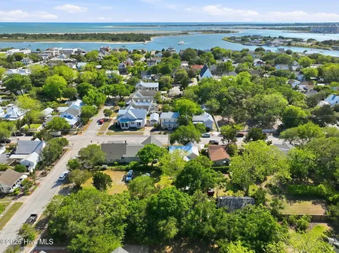 307 Orange Street Beaufort NC 28516