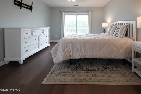 3350 Club Villas Drive Southport NC 28461