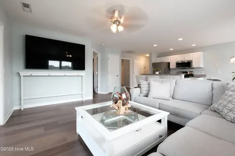 3350 Club Villas Drive Southport NC 28461