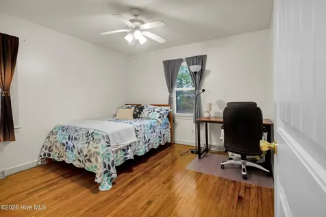 4007 Dennis Mclawhorn Road Ayden NC 28513