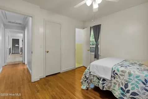 4007 Dennis Mclawhorn Road Ayden NC 28513
