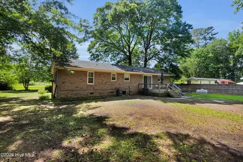 4007 Dennis Mclawhorn Road Ayden NC 28513