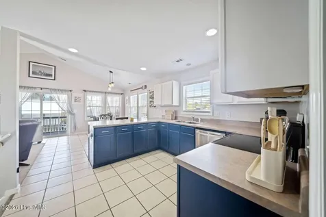 813 Driftwood Drive Hampstead NC 28443