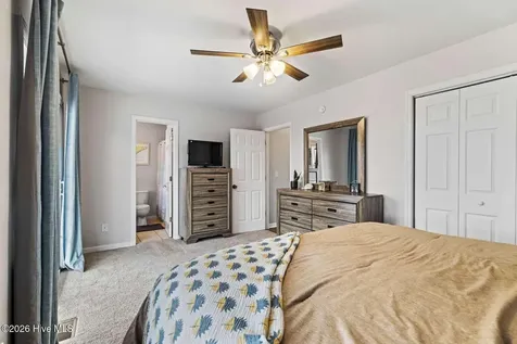 813 Driftwood Drive Hampstead NC 28443