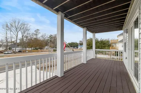 813 Driftwood Drive Hampstead NC 28443