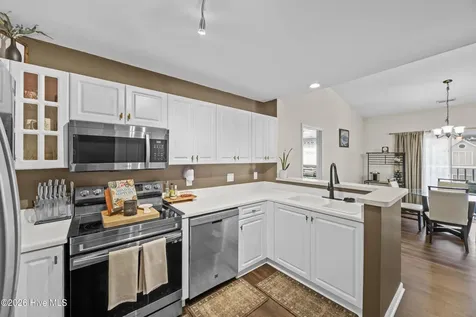 4156 Breezewood Drive Wilmington NC 28412