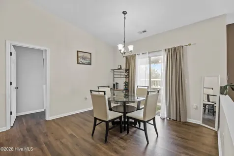 4156 Breezewood Drive Wilmington NC 28412