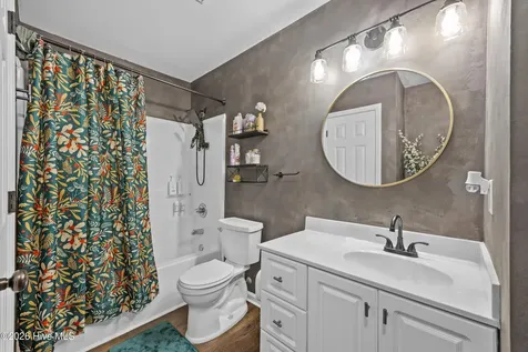 4156 Breezewood Drive Wilmington NC 28412