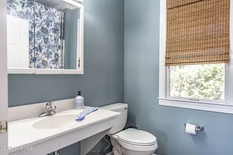 120 Callis Circle West End NC 27376