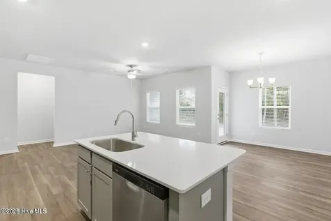 905 Red Sail Road New Bern NC 28560