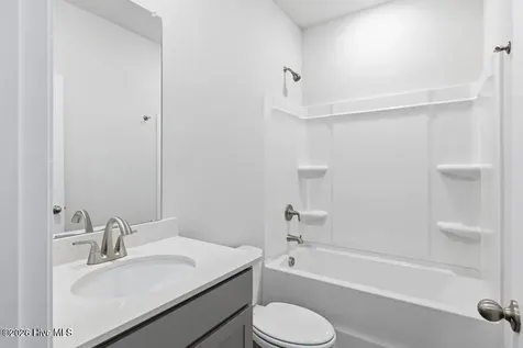 905 Red Sail Road New Bern NC 28560