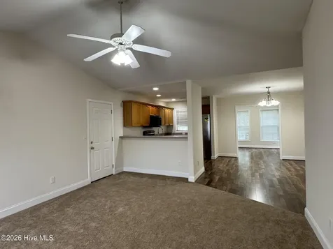 1905 N County Drive Castle Hayne NC 28429