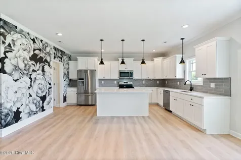 101 Kings Harbor Drive Holly Ridge NC 28445