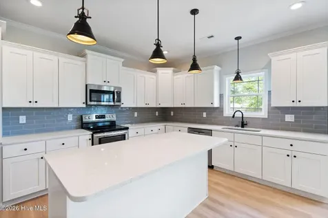 101 Kings Harbor Drive Holly Ridge NC 28445