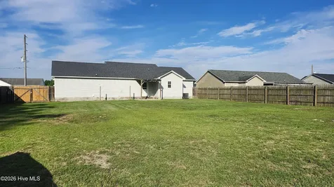 112 Eagle Ridge Drive Beulaville NC 28518