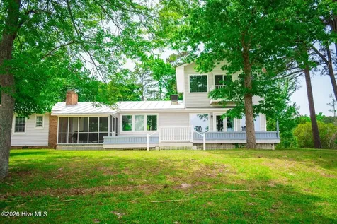 577 Davenport Road Columbia NC 27925