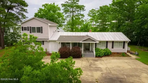 577 Davenport Road Columbia NC 27925