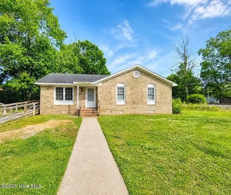 3649 S Walnut Street Farmville NC 27828