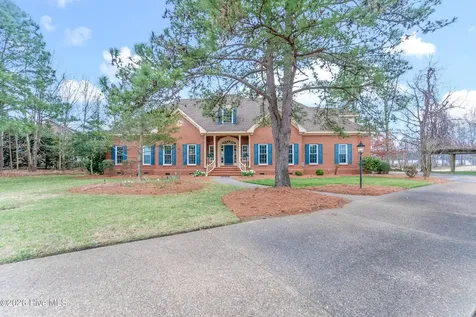 107 Chowan Circle Hertford NC 27944