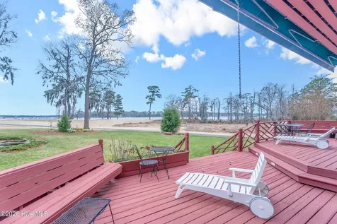107 Chowan Circle Hertford NC 27944