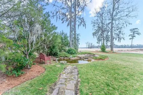 107 Chowan Circle Hertford NC 27944