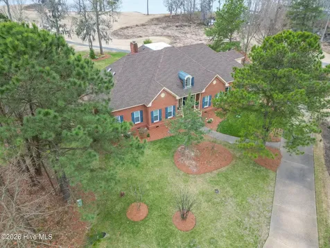 107 Chowan Circle Hertford NC 27944