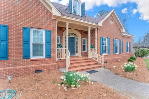 107 Chowan Circle Hertford NC 27944