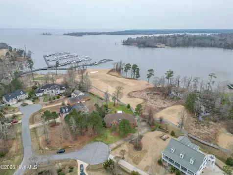107 Chowan Circle Hertford NC 27944