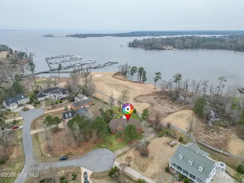 107 Chowan Circle Hertford NC 27944