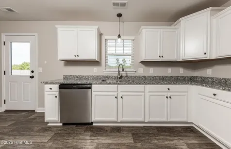 108 Easton Drive Richlands NC 28574