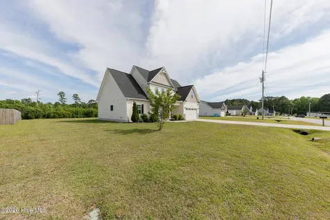 108 Easton Drive Richlands NC 28574