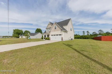 108 Easton Drive Richlands NC 28574