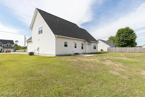 108 Easton Drive Richlands NC 28574