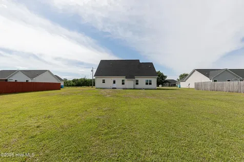 108 Easton Drive Richlands NC 28574
