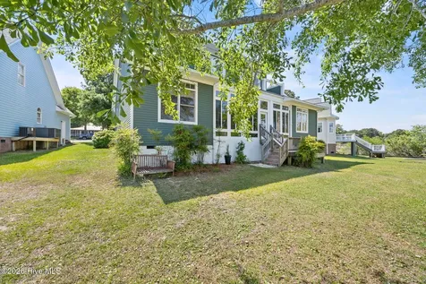 1039 Meridian Drive Sneads Ferry NC 28460