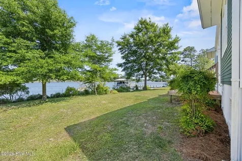 1039 Meridian Drive Sneads Ferry NC 28460