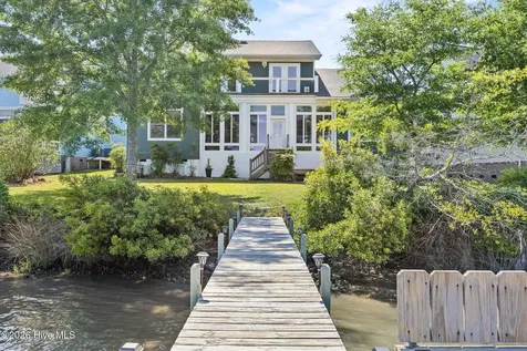 1039 Meridian Drive Sneads Ferry NC 28460