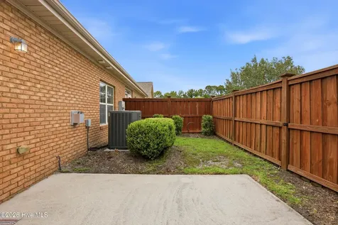 1045 Ryans Court Wilmington NC 28412