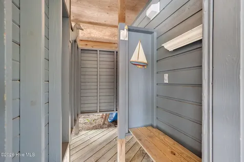 120 Jay Crest Road Duck NC 27949